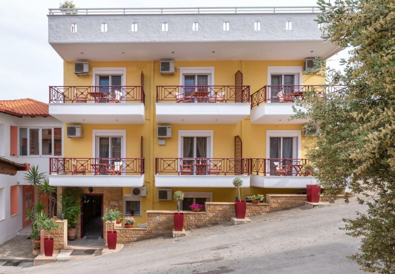 Aristea Studios Sarti Exterior foto